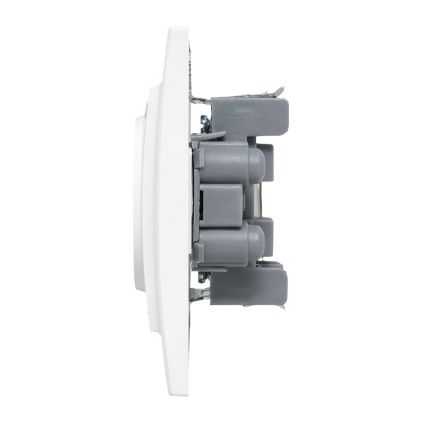 Минск Розетка 2-местная СП без заземления 10А белая с защ. штор. EKF Basic