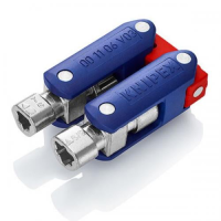 klyuch-dlya-elektroshkafov-doublejoint-knipex-kn-001106v03.800x600w.png