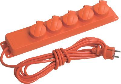 IEK  У05В  Удлинитель  5гн.  5м.  с з/к  ПВС  3х1  с защ. крыш.  IP44 WYP10-16-05-05-44-N