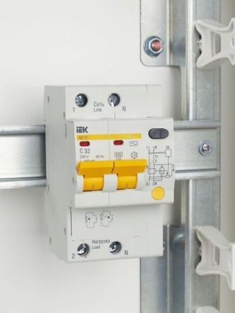 KARAT Дифференциальный автомат АД12 2P 32А 100мА тип AC IEK