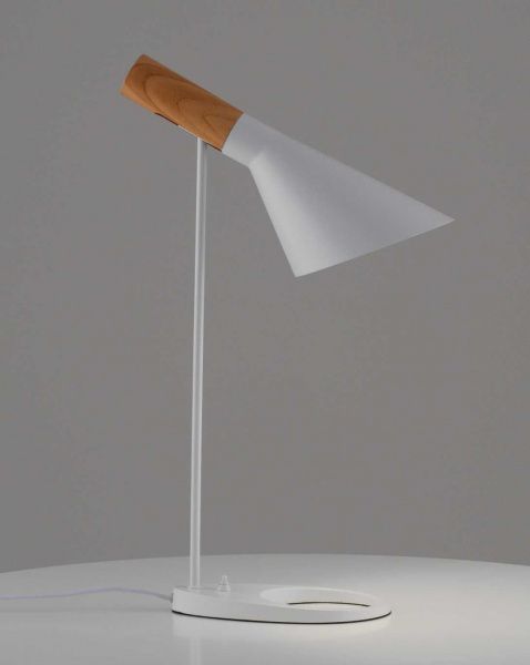 Лампа настольная Moderli Turin V11335-1T