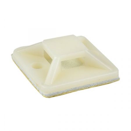 Площадка самоклеящаяся (30x30мм.) белая (100шт.) EKF PROxima