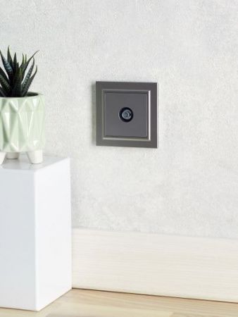 BRITE Розетка TV оконечная РТВ11-0-БрС сталь IEK