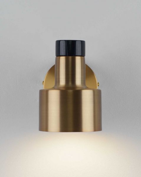 Светильник настенный Moderli Goldy V11313-1W